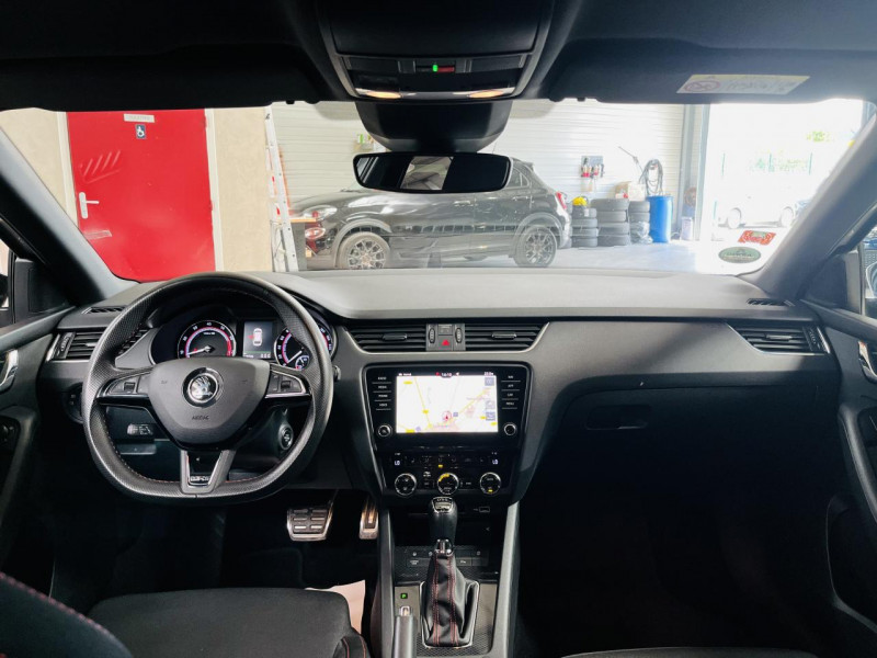 Photo 3 de l'offre de SKODA OCTAVIA COMBI 2.0 TSI 245 ch DSG7 RS à 22990€ chez Occasions Champenoises