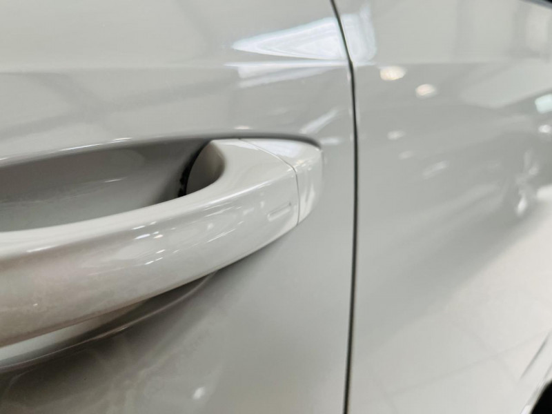Photo 19 de l'offre de SKODA OCTAVIA COMBI 2.0 TSI 245 ch DSG7 RS à 22990€ chez Occasions Champenoises