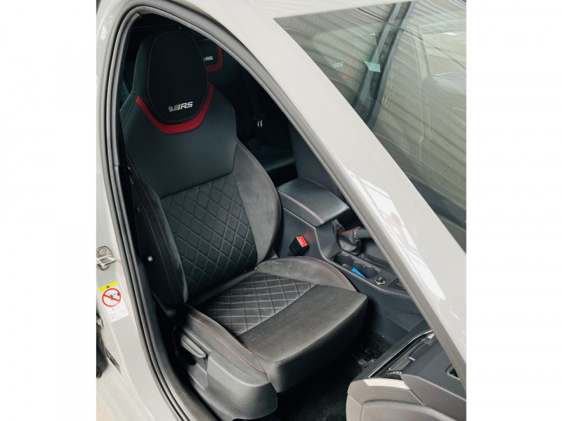 Photo 17 de l'offre de SKODA OCTAVIA COMBI 2.0 TSI 245 ch DSG7 RS à 22990€ chez Occasions Champenoises
