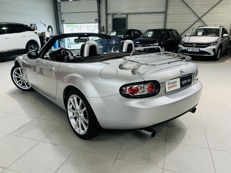 Photo 15 de l'offre de MAZDA MX-5 2.0i MZR 160 Niseko à 14490€ chez Occasions Champenoises