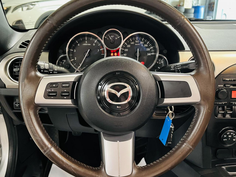 Photo 6 de l'offre de MAZDA MX-5 2.0i MZR 160 Niseko à 14490€ chez Occasions Champenoises