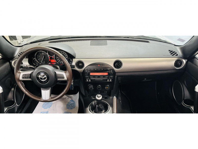 Photo 5 de l'offre de MAZDA MX-5 2.0i MZR 160 Niseko à 14490€ chez Occasions Champenoises