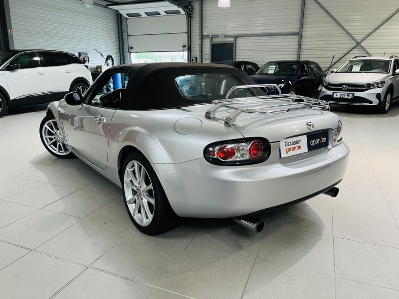 Photo 16 de l'offre de MAZDA MX-5 2.0i MZR 160 Niseko à 14490€ chez Occasions Champenoises