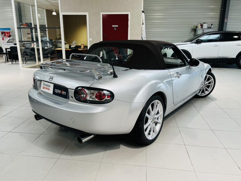 Photo 20 de l'offre de MAZDA MX-5 2.0i MZR 160 Niseko à 14490€ chez Occasions Champenoises
