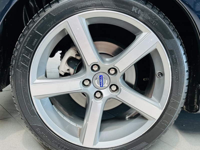 Photo 23 de l'offre de VOLVO C70 2.0D 136 Momentum à 11990€ chez Occasions Champenoises