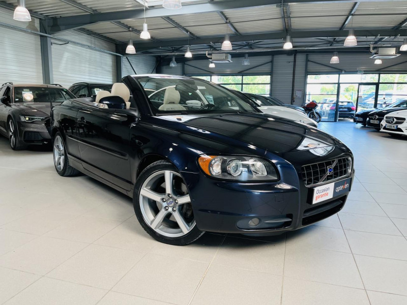 Photo 1 de l'offre de VOLVO C70 2.0D 136 Momentum à 11990€ chez Occasions Champenoises