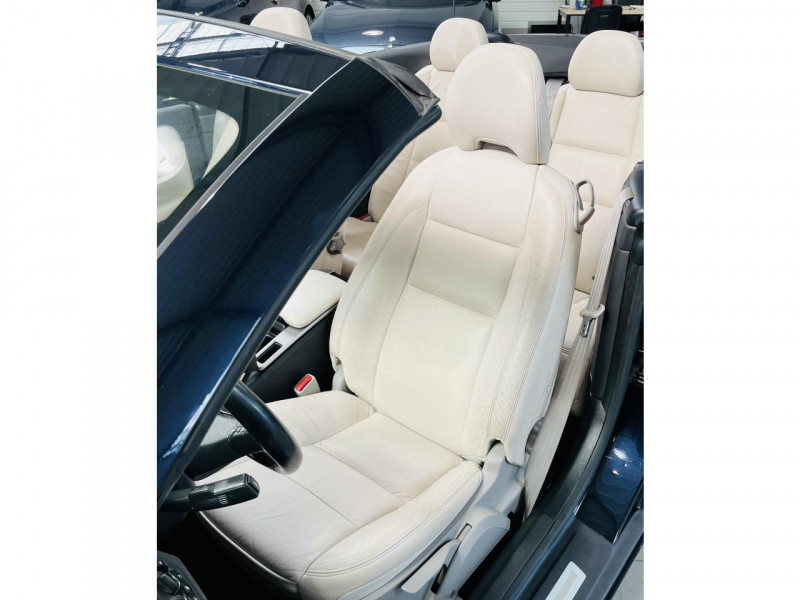 Photo 8 de l'offre de VOLVO C70 2.0D 136 Momentum à 11990€ chez Occasions Champenoises