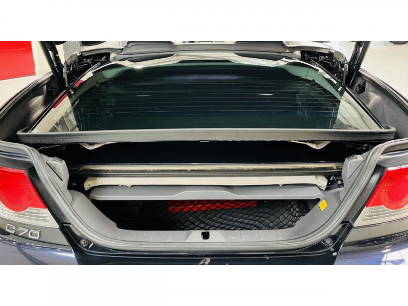 Photo 12 de l'offre de VOLVO C70 2.0D 136 Momentum à 11990€ chez Occasions Champenoises