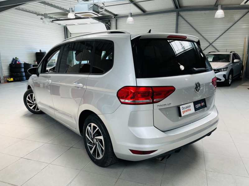 Photo 17 de l'offre de VOLKSWAGEN TOURAN 1.4 TSI 150 BMT DSG7 5pl Sound à 14990€ chez Occasions Champenoises