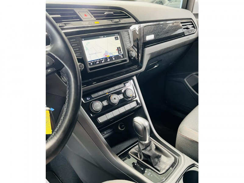 Photo 5 de l'offre de VOLKSWAGEN TOURAN 1.4 TSI 150 BMT DSG7 5pl Sound à 14990€ chez Occasions Champenoises