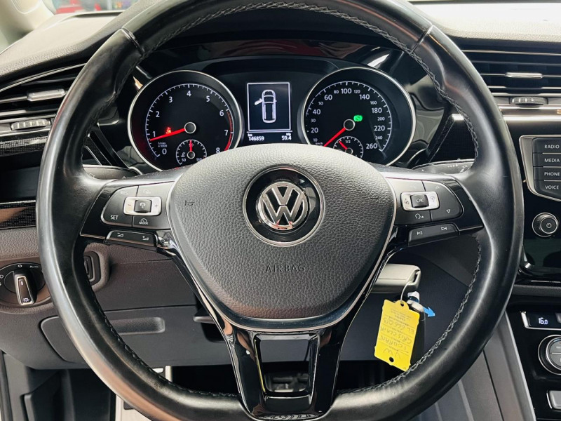 Photo 4 de l'offre de VOLKSWAGEN TOURAN 1.4 TSI 150 BMT DSG7 5pl Sound à 14990€ chez Occasions Champenoises