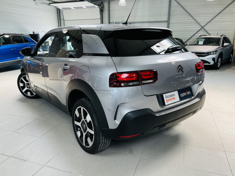 Photo 16 de l'offre de CITROEN C4 CACTUS BlueHDi 120 EAT6 Shine à 13990€ chez Occasions Champenoises