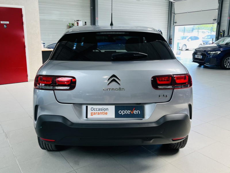 Photo 18 de l'offre de CITROEN C4 CACTUS BlueHDi 120 EAT6 Shine à 13990€ chez Occasions Champenoises
