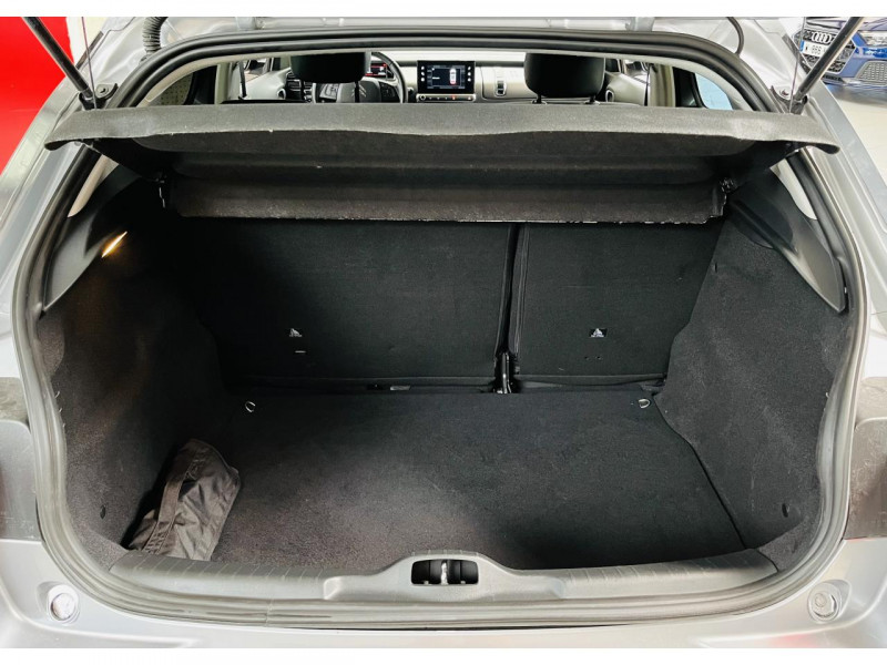 Photo 12 de l'offre de CITROEN C4 CACTUS BlueHDi 120 EAT6 Shine à 13990€ chez Occasions Champenoises