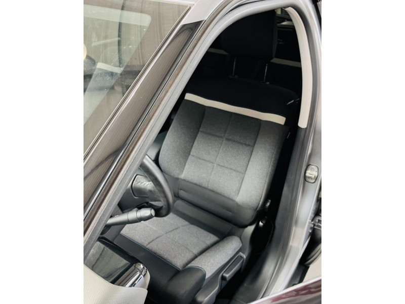 Photo 9 de l'offre de CITROEN C4 CACTUS BlueHDi 120 EAT6 Shine à 13990€ chez Occasions Champenoises