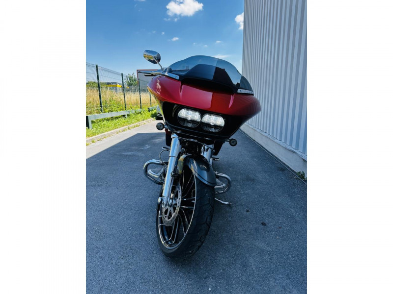 Photo 2 de l'offre de HARLEY DAVIDSON ROAD GLIDE CVO 1923 ABS à 27990€ chez Occasions Champenoises