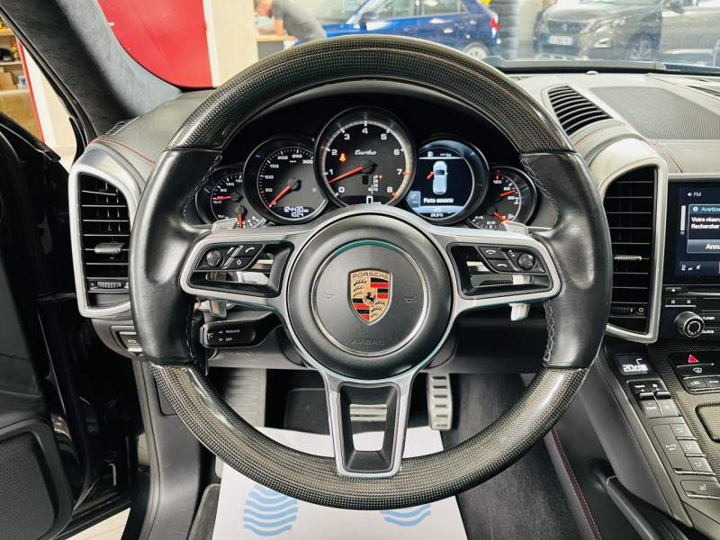 Photo 5 de l'offre de PORSCHE CAYENNE 4.8 V8 520 ch Turbo Tiptronic à 42990€ chez Occasions Champenoises