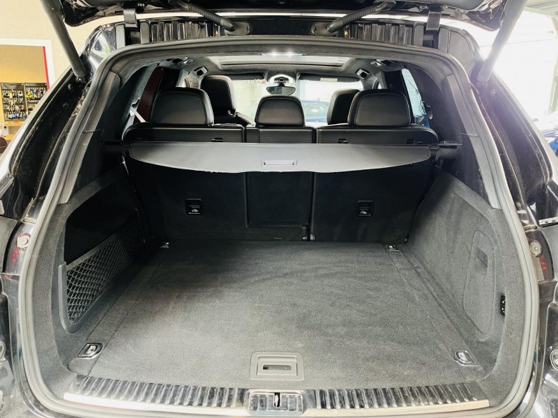 Photo 16 de l'offre de PORSCHE CAYENNE 4.8 V8 520 ch Turbo Tiptronic à 42990€ chez Occasions Champenoises