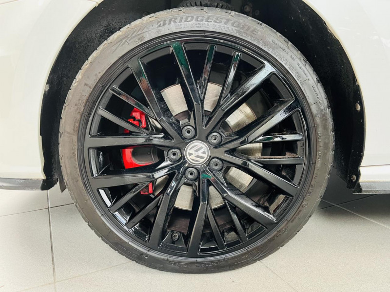Photo 18 de l'offre de VOLKSWAGEN POLO 1.8 TSI 192 BMT DSG7 GTI à 14990€ chez Occasions Champenoises