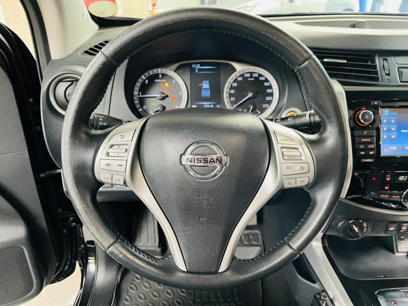 Photo 4 de l'offre de NISSAN NP300 NAVARA  2.3 DCI 190 DOUBLE CAB BVA7 TEKNA à 25990€ chez Occasions Champenoises