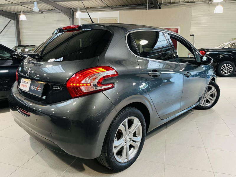 Photo 16 de l'offre de PEUGEOT 208  1.6 VTi 120ch Allure BVA à 9490€ chez Occasions Champenoises