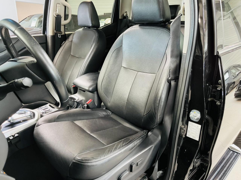 Photo 7 de l'offre de NISSAN NP300 NAVARA  2.3 DCI 190 DOUBLE CAB BVA7 TEKNA à 25990€ chez Occasions Champenoises