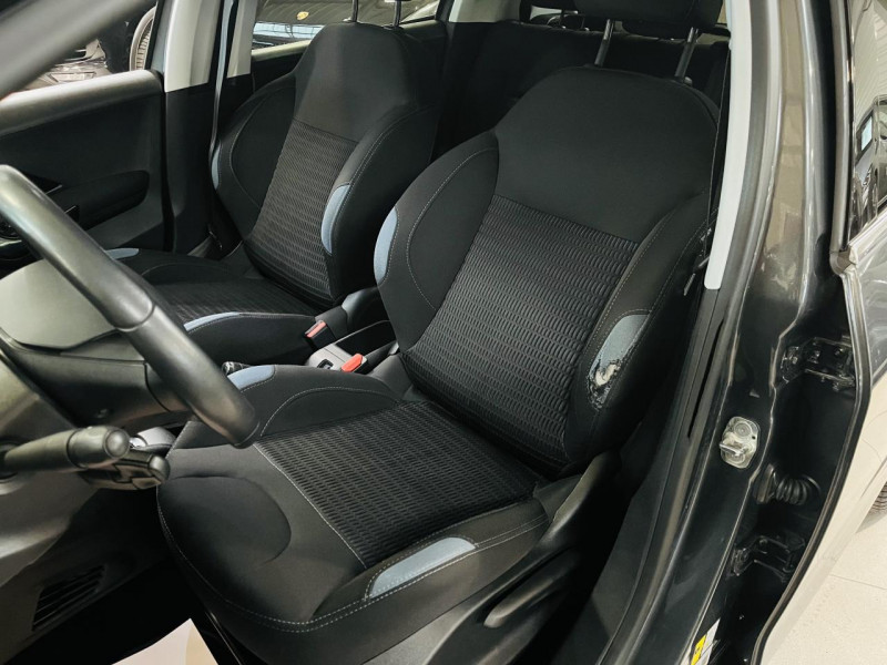 Photo 7 de l'offre de PEUGEOT 208  1.6 VTi 120ch Allure BVA à 9490€ chez Occasions Champenoises