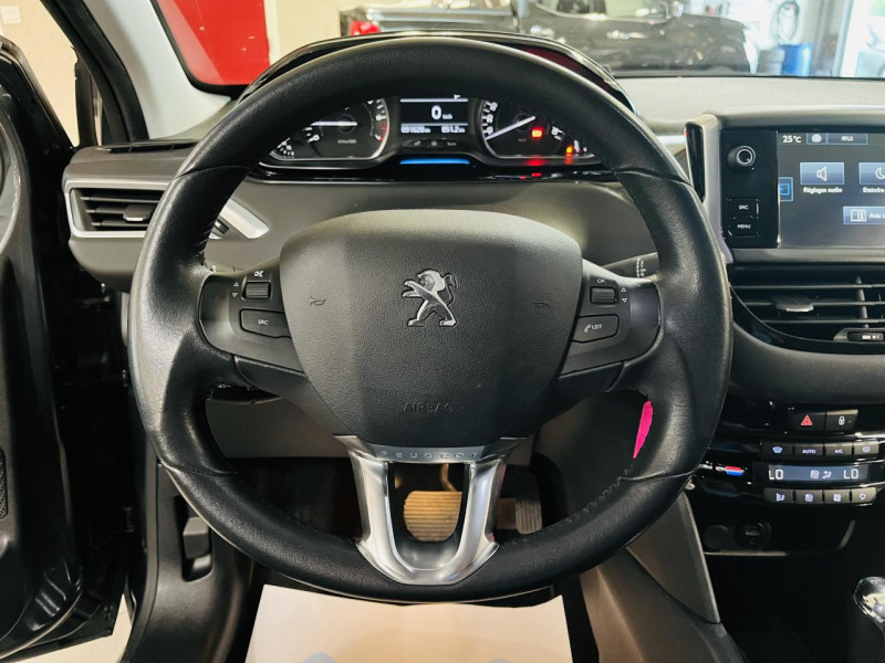 Photo 4 de l'offre de PEUGEOT 208  1.6 VTi 120ch Allure BVA à 9490€ chez Occasions Champenoises