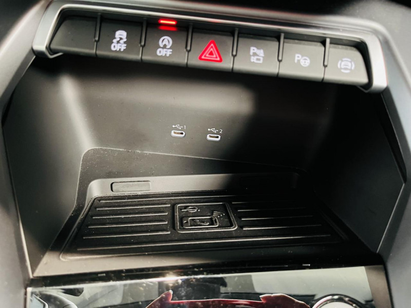 Photo 10 de l'offre de AUDI A3 SPORTBACK 35 TFSI Mild Hybrid 150 S tronic 7 Business Executive LOA / 399 e/mois à 29990€ chez Occasions Champenoises