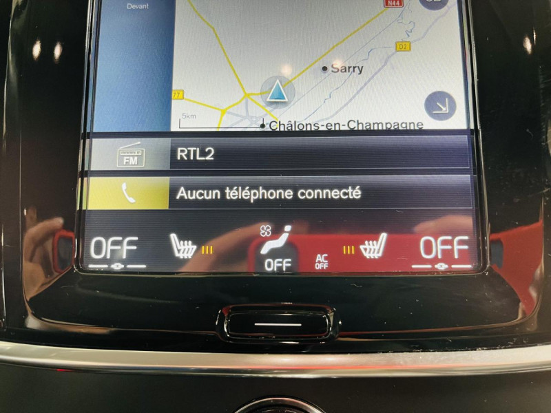 Photo 7 de l'offre de VOLVO V90  D4 190 ch Geartronic 8 Inscription à 26490€ chez Occasions Champenoises
