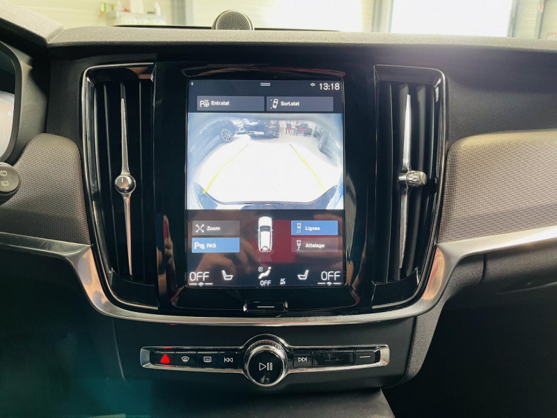Photo 8 de l'offre de VOLVO V90  D4 190 ch Geartronic 8 Inscription à 26490€ chez Occasions Champenoises