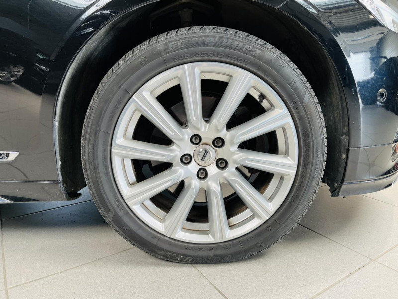 Photo 25 de l'offre de VOLVO V90  D4 190 ch Geartronic 8 Inscription à 26490€ chez Occasions Champenoises