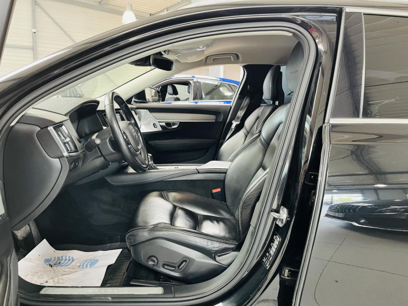 Photo 10 de l'offre de VOLVO V90  D4 190 ch Geartronic 8 Inscription à 26490€ chez Occasions Champenoises