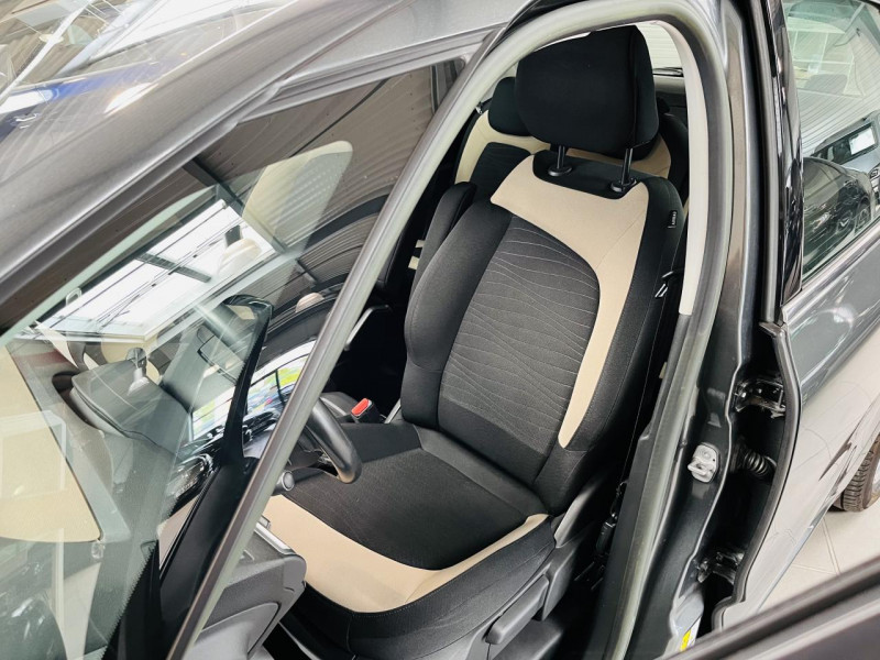 Photo 9 de l'offre de CITROEN C4 PICASSO  e-THP 165 Intensive ETG6 à 9990€ chez Occasions Champenoises