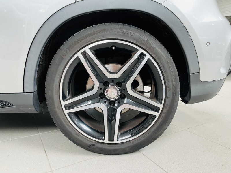 Photo 19 de l'offre de MERCEDES-BENZ CLASSE GLA 200 d Fascination 7-G DCT A à 19490€ chez Occasions Champenoises