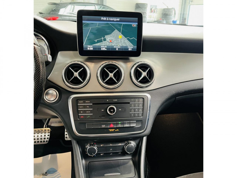 Photo 7 de l'offre de MERCEDES-BENZ CLASSE GLA 200 d Fascination 7-G DCT A à 19490€ chez Occasions Champenoises