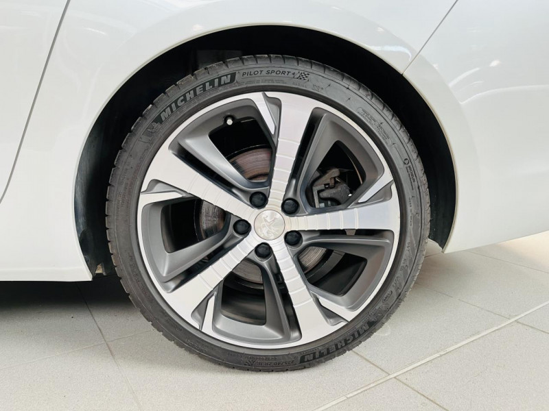 Photo 22 de l'offre de PEUGEOT 308 SW  1.6 THP 205ch S&S BVM6 GT à 14990€ chez Occasions Champenoises