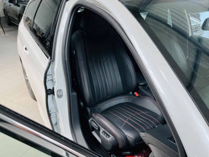 Photo 16 de l'offre de PEUGEOT 308 SW  1.6 THP 205ch S&S BVM6 GT à 14990€ chez Occasions Champenoises