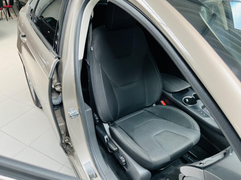 Photo 14 de l'offre de FORD MONDEO 2.0 EcoBlue 150 S&S BVA8 Titanium à 13990€ chez Occasions Champenoises