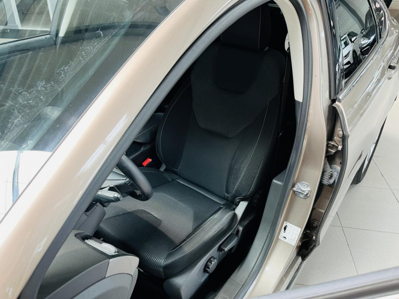 Photo 8 de l'offre de FORD MONDEO 2.0 EcoBlue 150 S&S BVA8 Titanium à 13990€ chez Occasions Champenoises