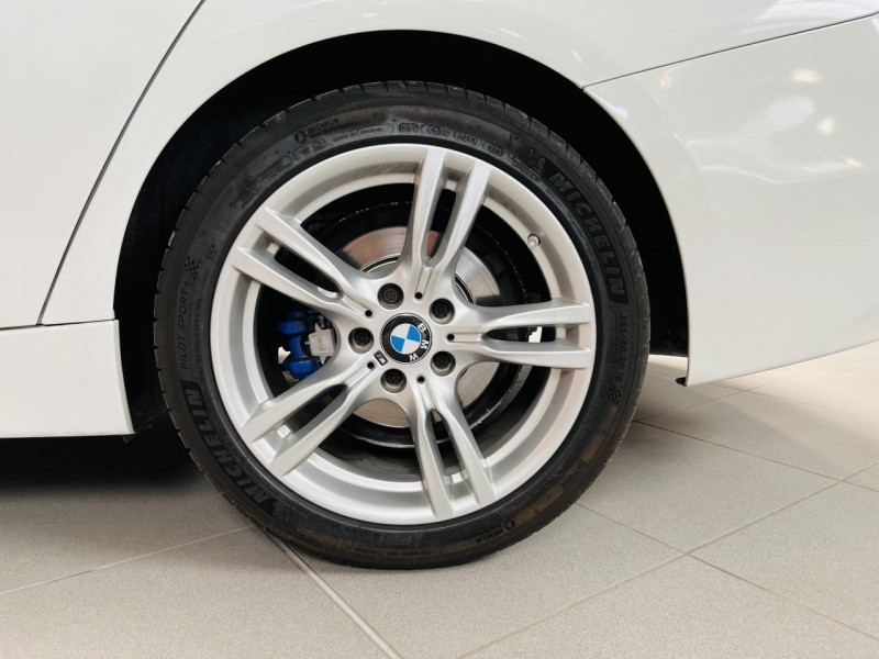 Photo 19 de l'offre de BMW SERIE 3 TOURING  325d 218 ch F31 Luxury BVA Pack Sport à 16990€ chez Occasions Champenoises