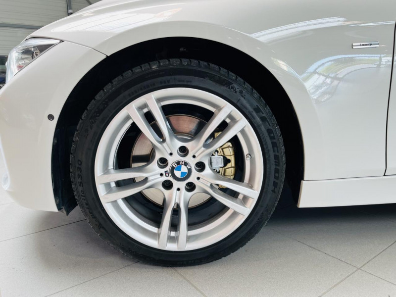 Photo 18 de l'offre de BMW SERIE 3 TOURING  325d 218 ch F31 Luxury BVA Pack Sport à 16990€ chez Occasions Champenoises