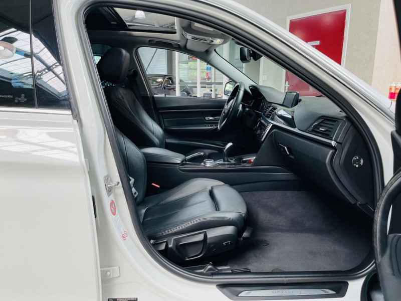 Photo 13 de l'offre de BMW SERIE 3 TOURING  325d 218 ch F31 Luxury BVA Pack Sport à 16990€ chez Occasions Champenoises