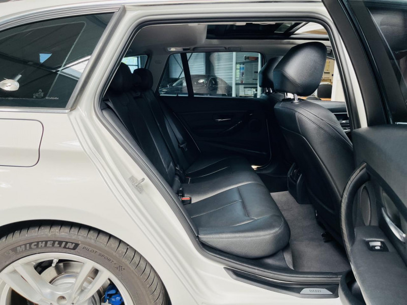 Photo 12 de l'offre de BMW SERIE 3 TOURING  325d 218 ch F31 Luxury BVA Pack Sport à 16990€ chez Occasions Champenoises