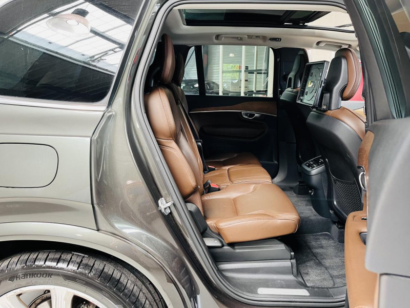 Photo 20 de l'offre de VOLVO XC90  D4 190 ch Geartronic 7pl Inscription  à 35990€ chez Occasions Champenoises