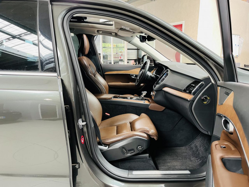 Photo 21 de l'offre de VOLVO XC90  D4 190 ch Geartronic 7pl Inscription  à 35990€ chez Occasions Champenoises