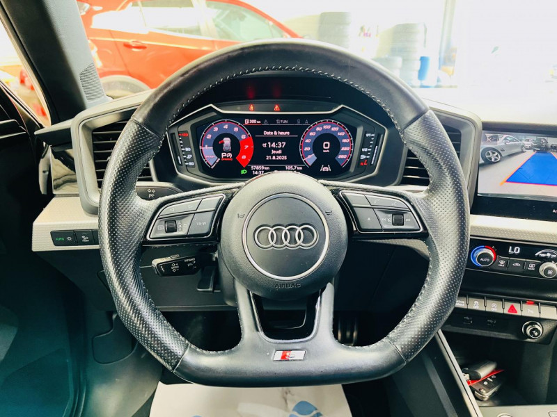 Photo 4 Audi A1 SPORTBACK II 40 TFSI 200 S LINE S TRONIC 6 ESSENCE Chronos Gray Metallic en vente chez Occasions Champenoises Photo 4 de l'offre de AUDI A1 SPORTBACK II 40 TFSI 200 S LINE S TRONIC 6 à 25490€ chez Occasions Champenoises