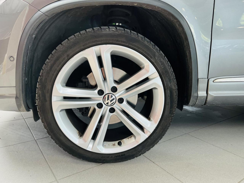 Photo 19 de l'offre de VOLKSWAGEN TIGUAN 1.4 TSI 150 BlueMotion Technology Sportline à 15990€ chez Occasions Champenoises