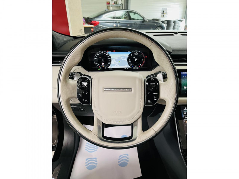 Photo 4 de l'offre de LAND-ROVER RANGE ROVER VELAR 3.0 V6 D300 Première Édition à 34990€ chez Occasions Champenoises