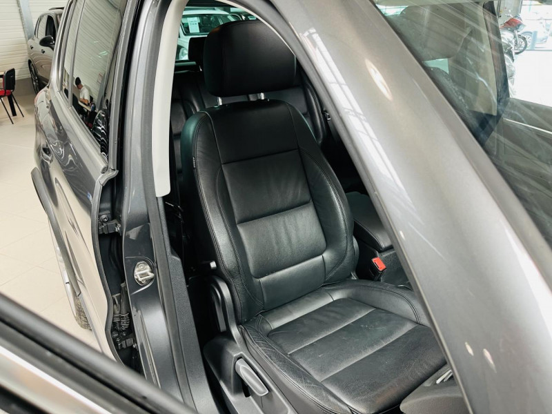 Photo 15 de l'offre de VOLKSWAGEN TIGUAN 1.4 TSI 150 BlueMotion Technology Sportline à 15990€ chez Occasions Champenoises